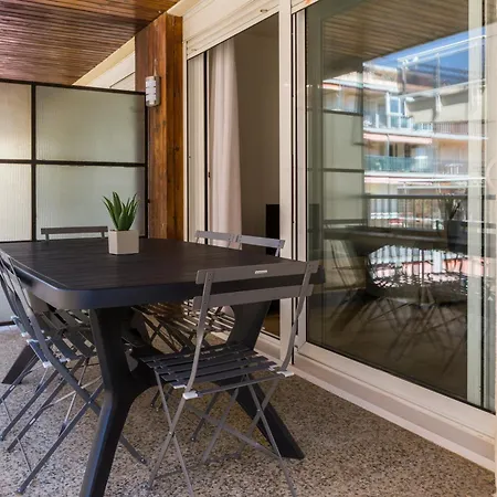 Apartamento Con Piscina A 100 M De La Playa *