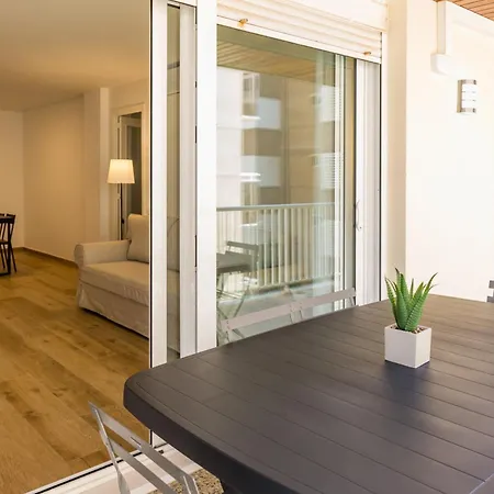 Apartamento Con Piscina A 100 M De La Playa *